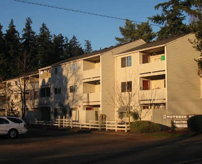 Metzger Park Apartments